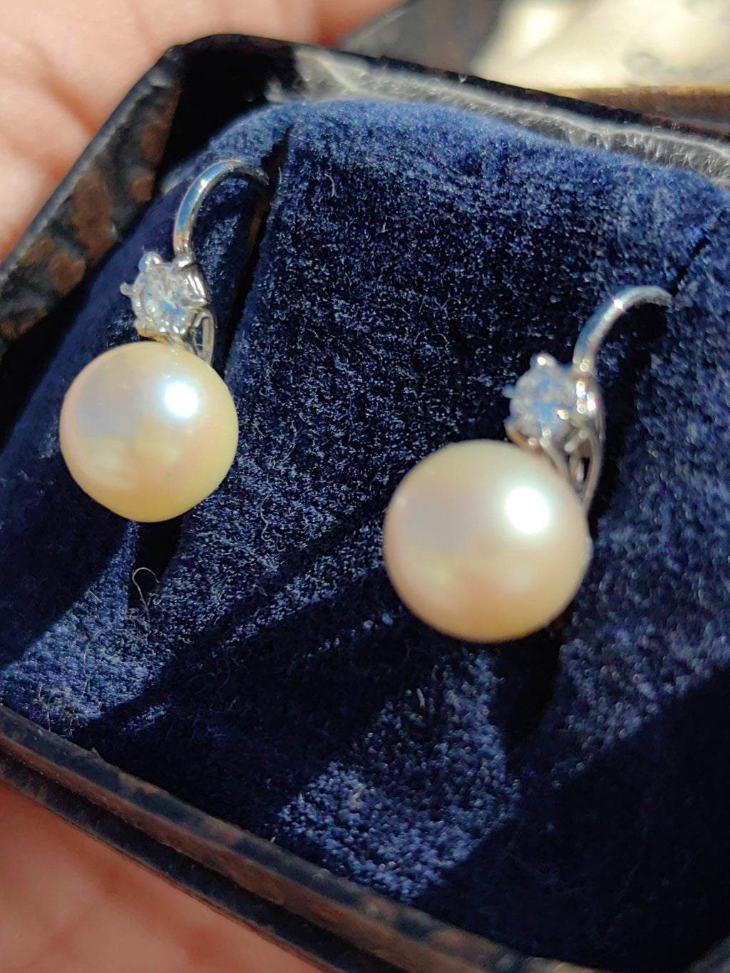 Diamond  Pearl 18k Solid White Gold Mid Century 1950s Antique Vintage Sleepers Lever Back Closure Elegant Earrings Gift for her
