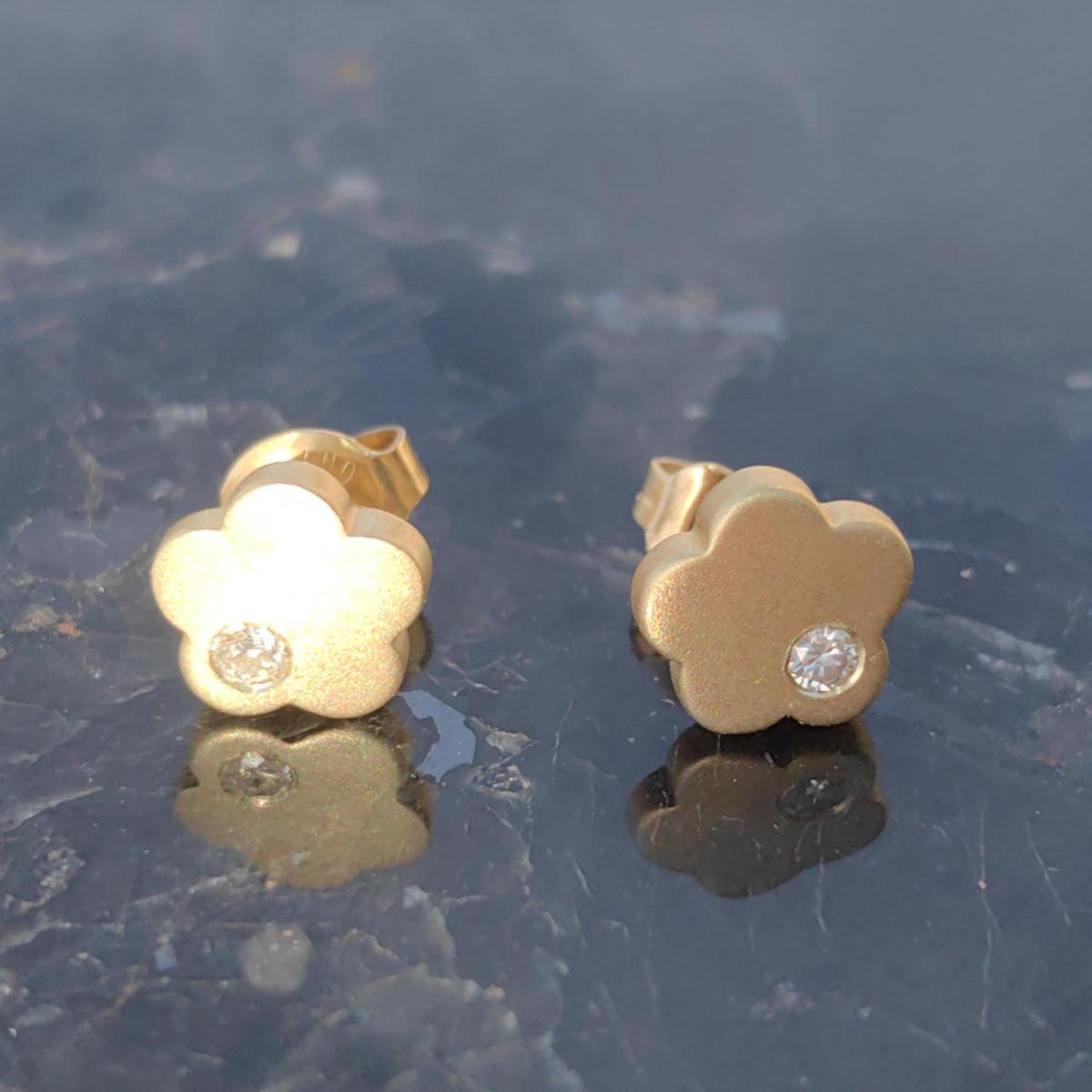 Diamond Flower Stud Earrings: 14k Yellow Gold Vintage Floral