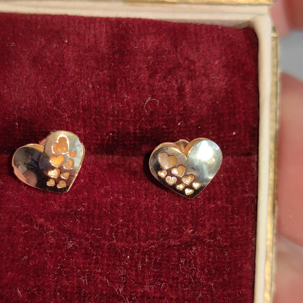Heart Earrings Vintage 14K 585 Hallmarked Solid Yellow Gold Comfortable studs screw Back Romantic Love Gift for Her girlfriend wife Antique