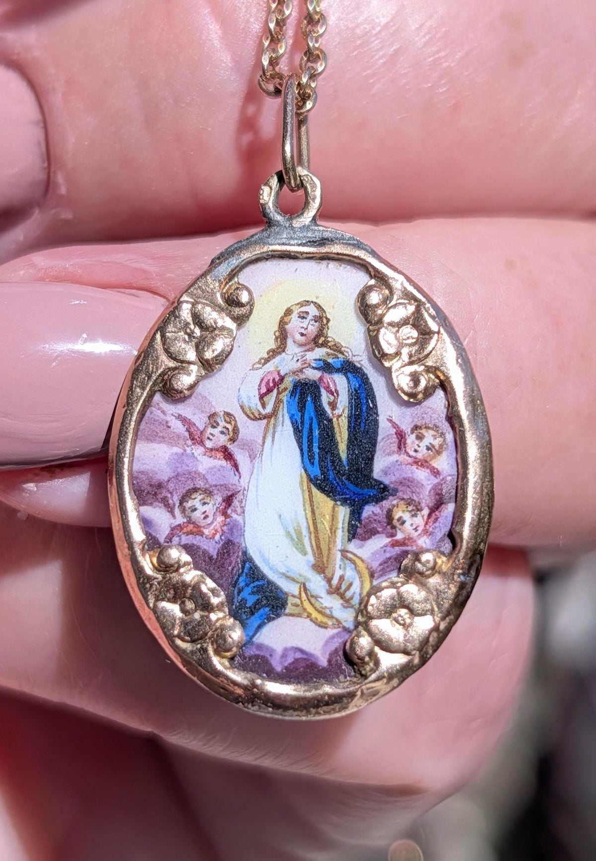 Antique 14k Gold Virgin Mary Pendant Hand Painted Enamel Religious Medal Catholic Charm Madonna Necklace Gift