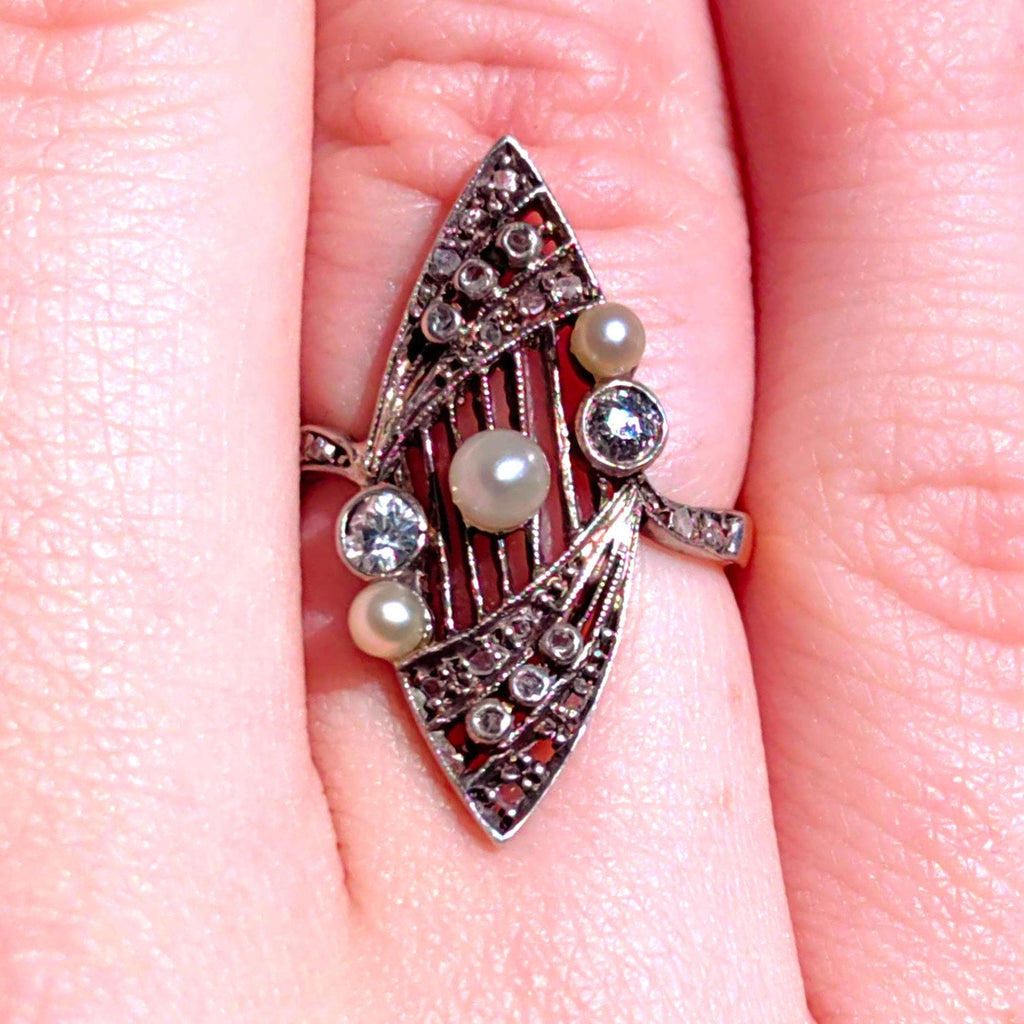 Art Deco Pearl Diamond Ring: 18k Gold Filigree Cocktail Ring