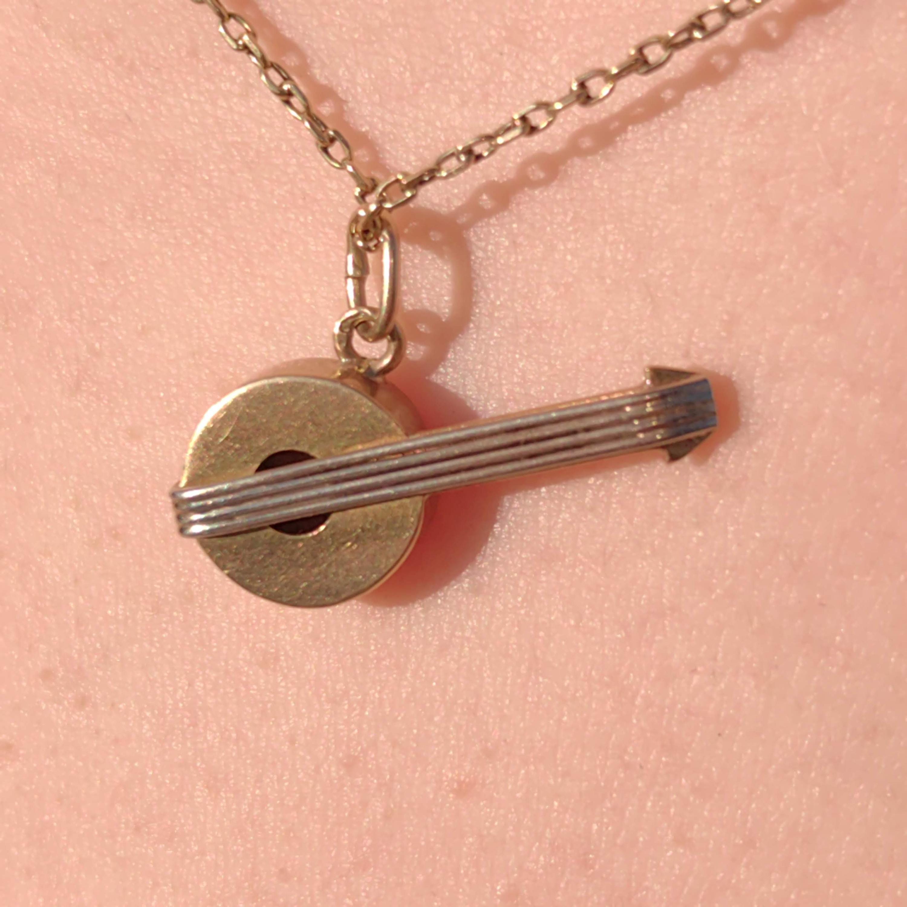 1920s Art Deco 14k Yellow Gold Banjo Pendant Charm