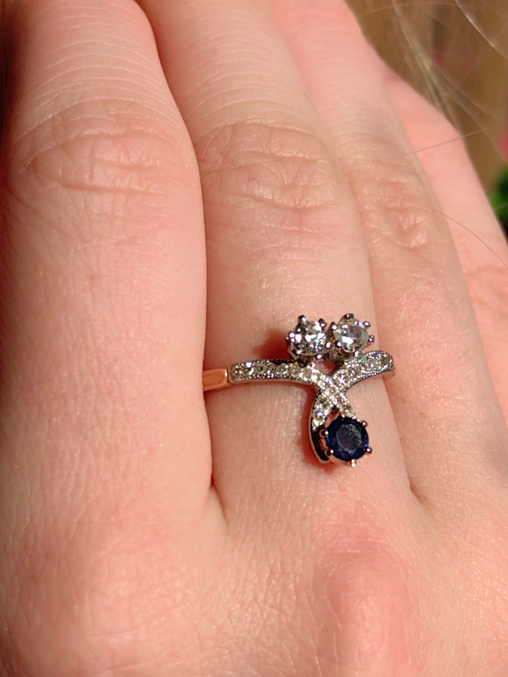 Art Nouveau Sapphire Diamond Ring: 14k Gold Floral Design