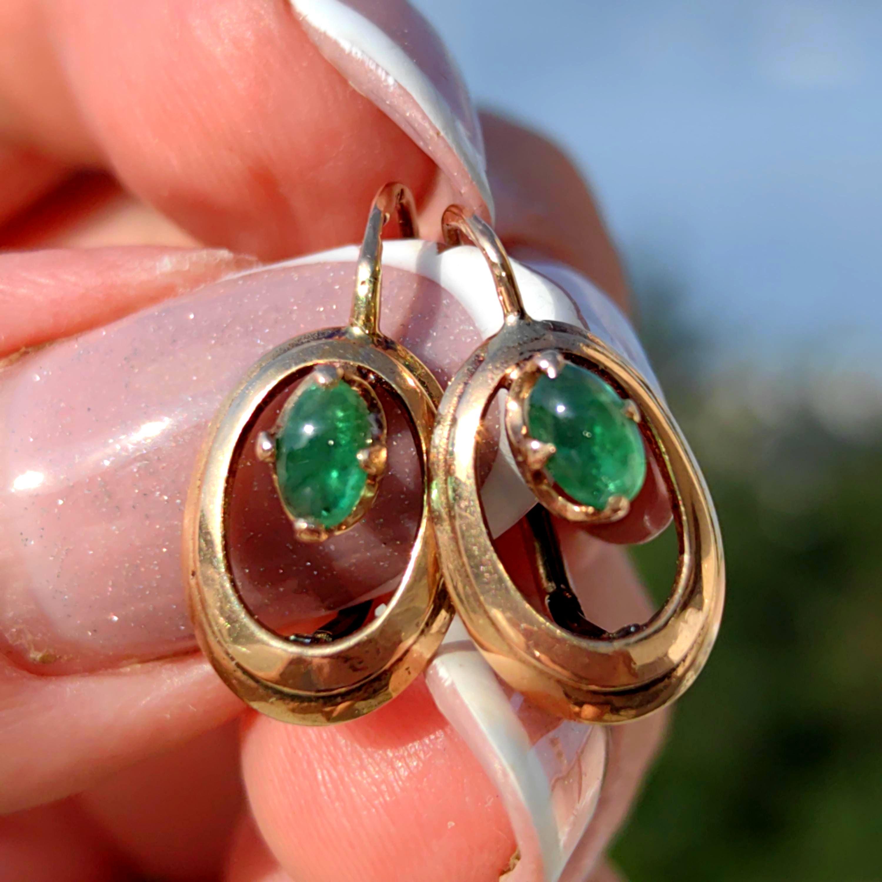 1930s Art Deco Emerald Gold Earrings: 14k Yellow Gold Dormeuse Sleepers