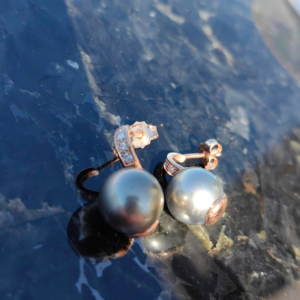 Vintage 15mmTahitian Cultured Franch Polinesia Pearl Diamond 14K Solid Gold Stud Earrings