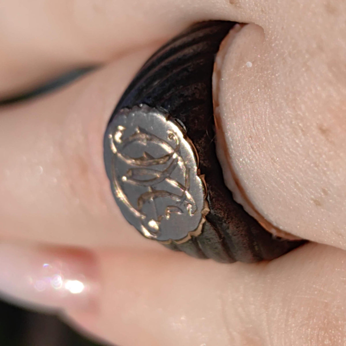 Victorian 14k Gold Initial Signet Ring: Antique Coat of Arms Seal