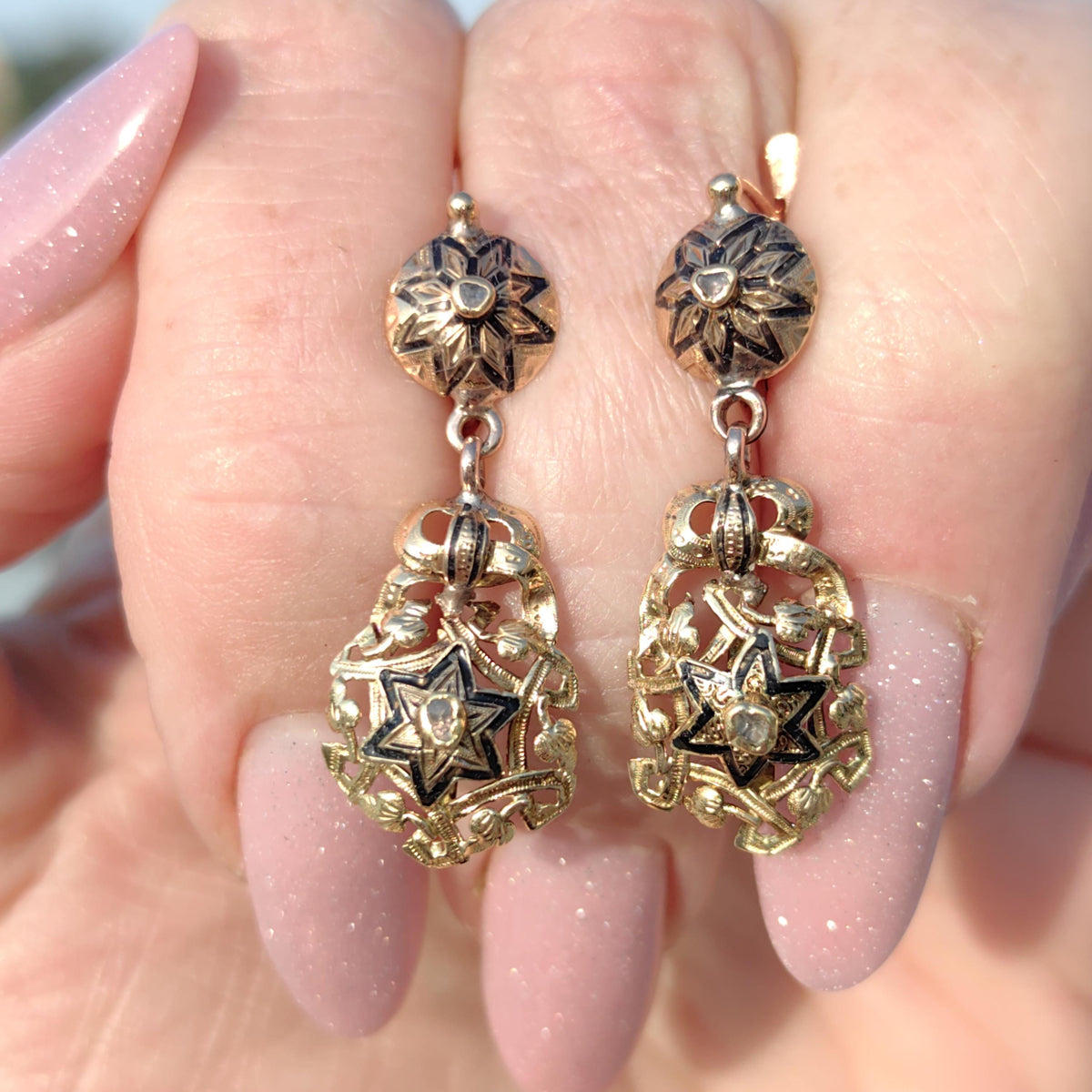 Victorian 18k Gold Diamond David Star Dangle Earrings: Black Enamel Judaica