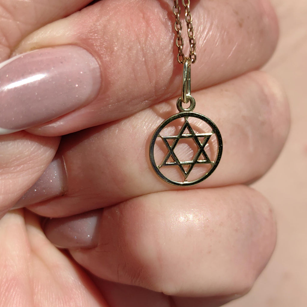 14k Solid Gold Star of David Pendant: Vintage Chiseled Judaica Charm