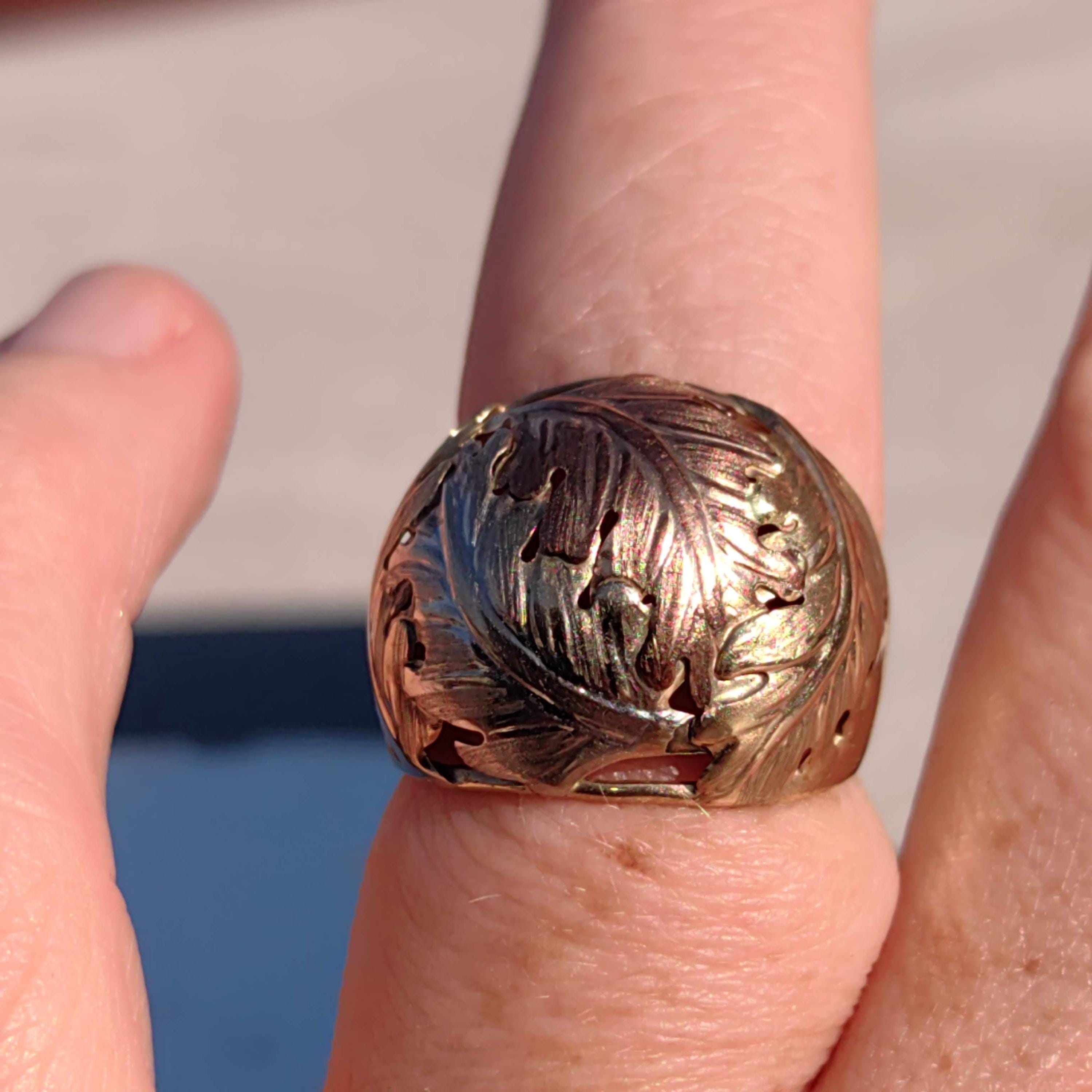 Vintage 8K Gold Leaf Ring: Statement Band, Size 8