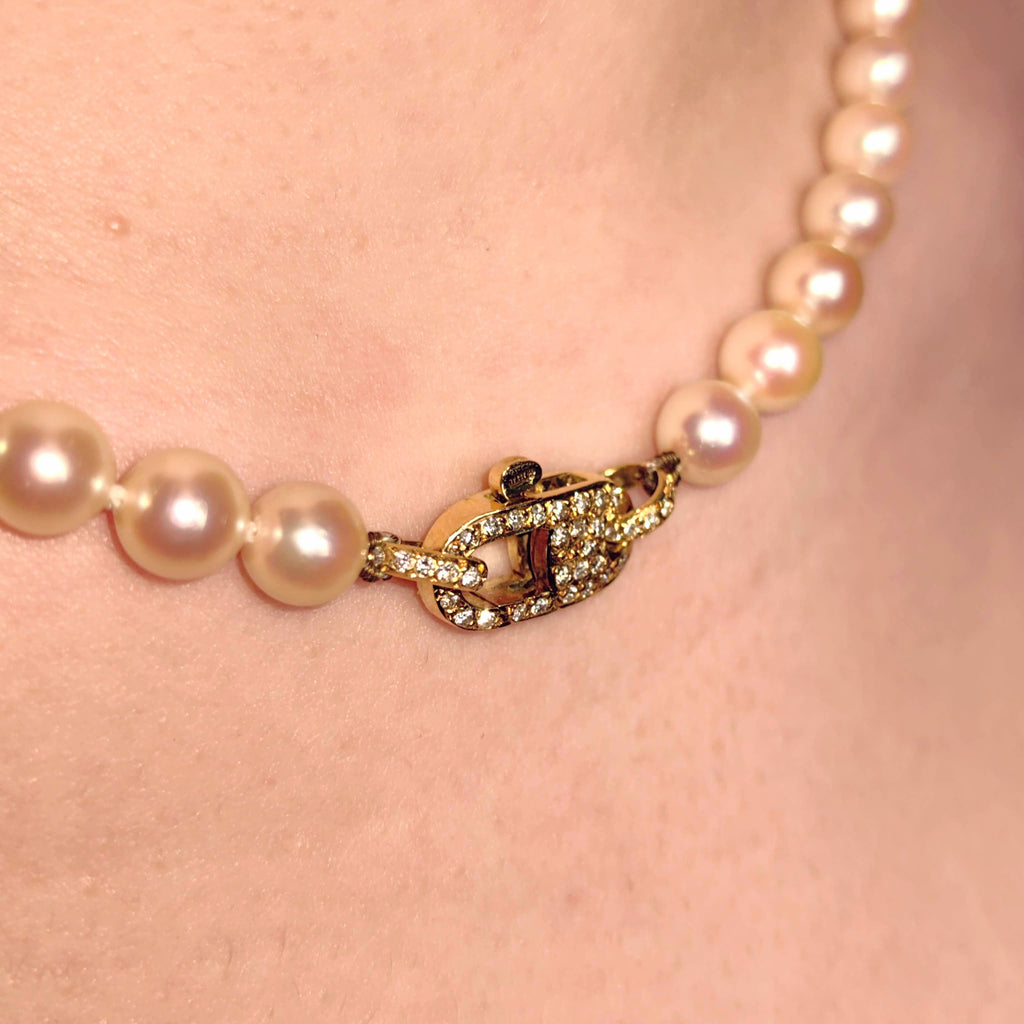 Vintage Pearl Beaded Necklace: 0.75 ct Diamond 18k Yellow Gold Lock