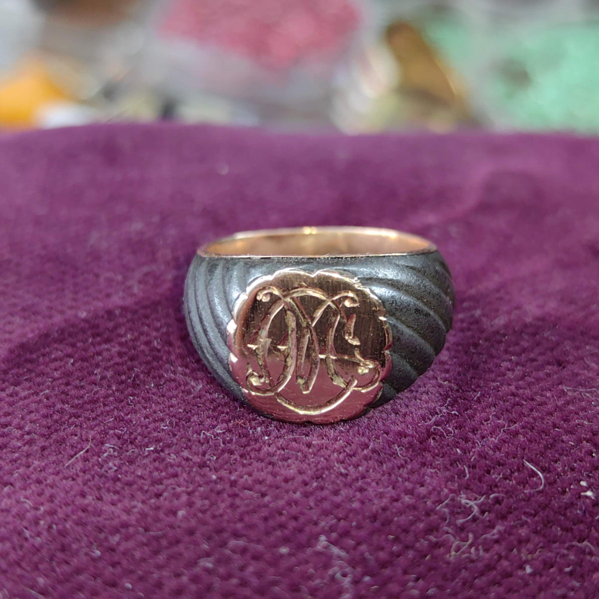 Victorian 14k Gold Initial Signet Ring: Antique Coat of Arms Seal