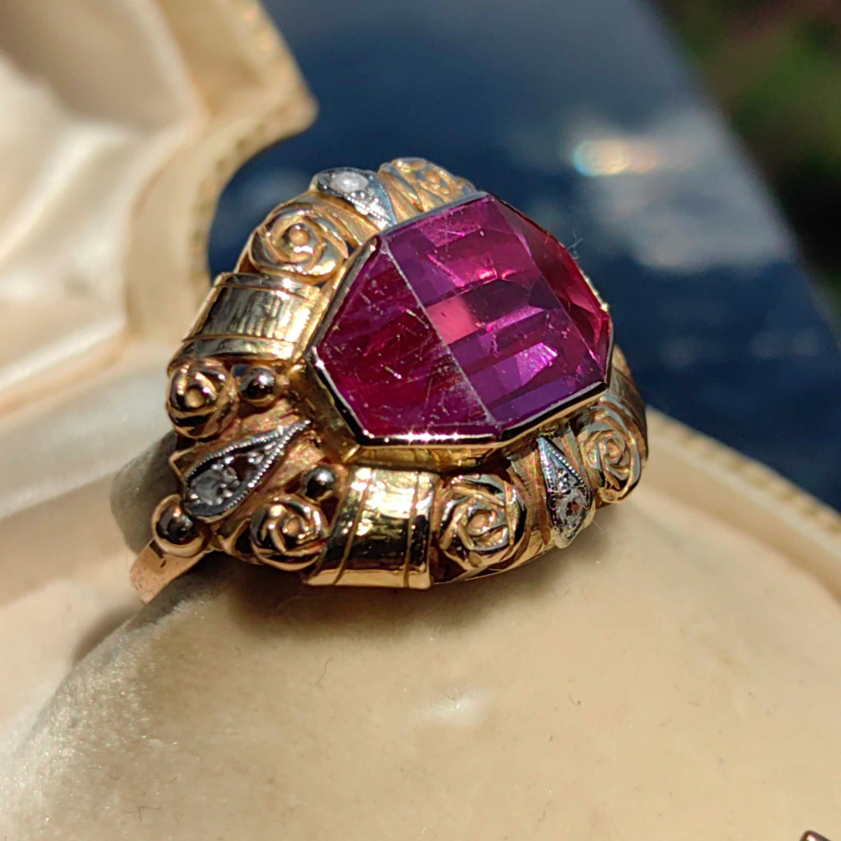 Art Deco 18k Yellow Gold Ring: Vintage Lab Grown Ruby and Diamond
