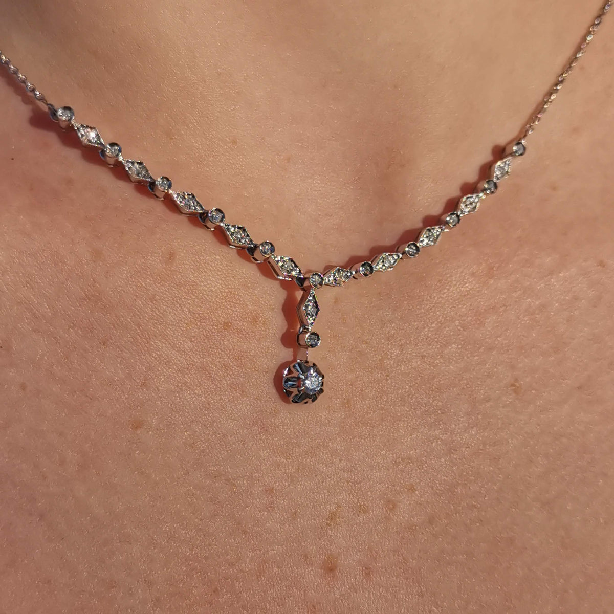 1940s Art Deco Diamond Necklace: 18k White Gold Choker