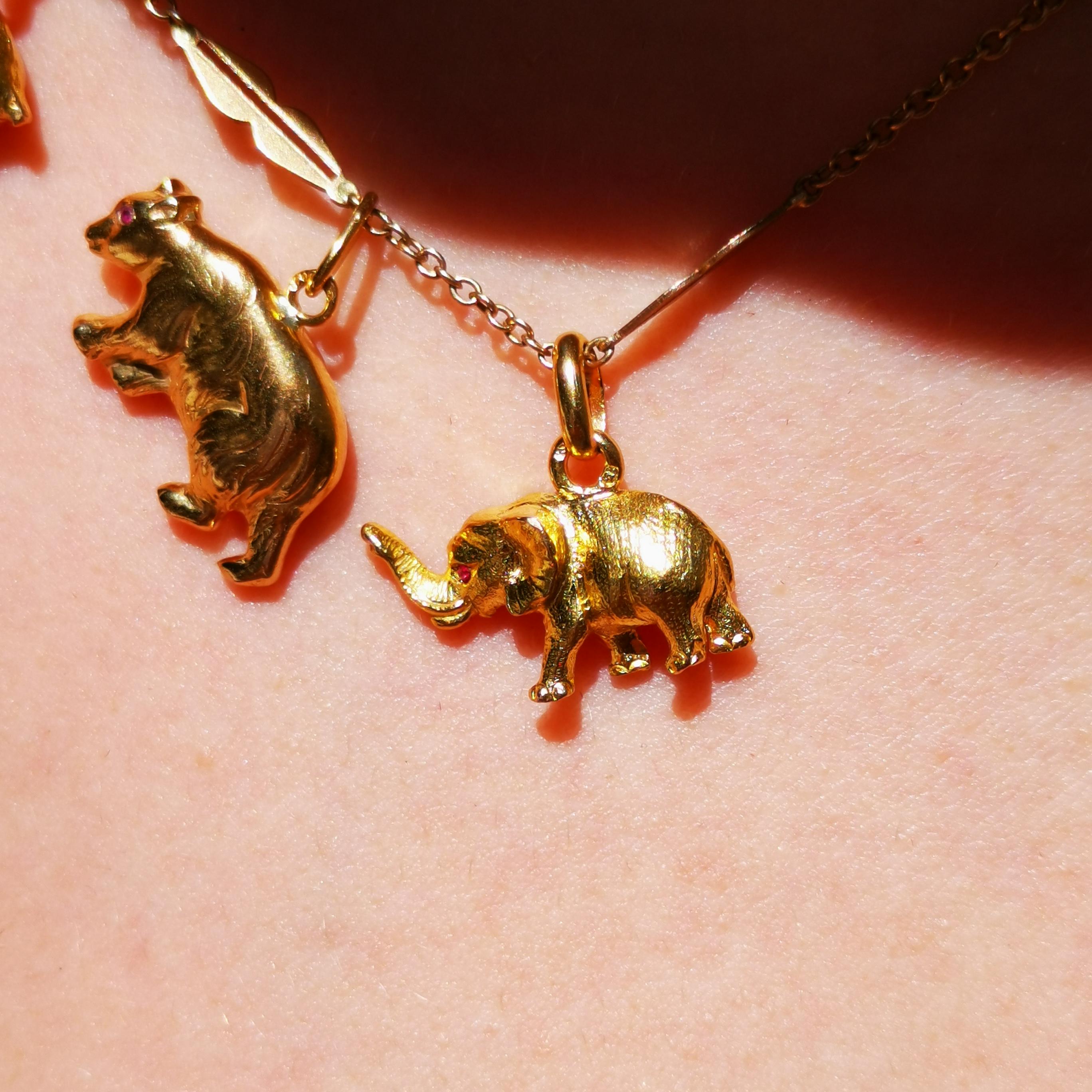 Vintage 18K Gold Elephant Charm: Genuine Ruby Pendant