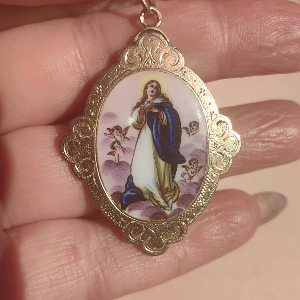 Antique 14K Gold Virgin Mary Pendant: Hand-Painted Enamel Art Nouveau