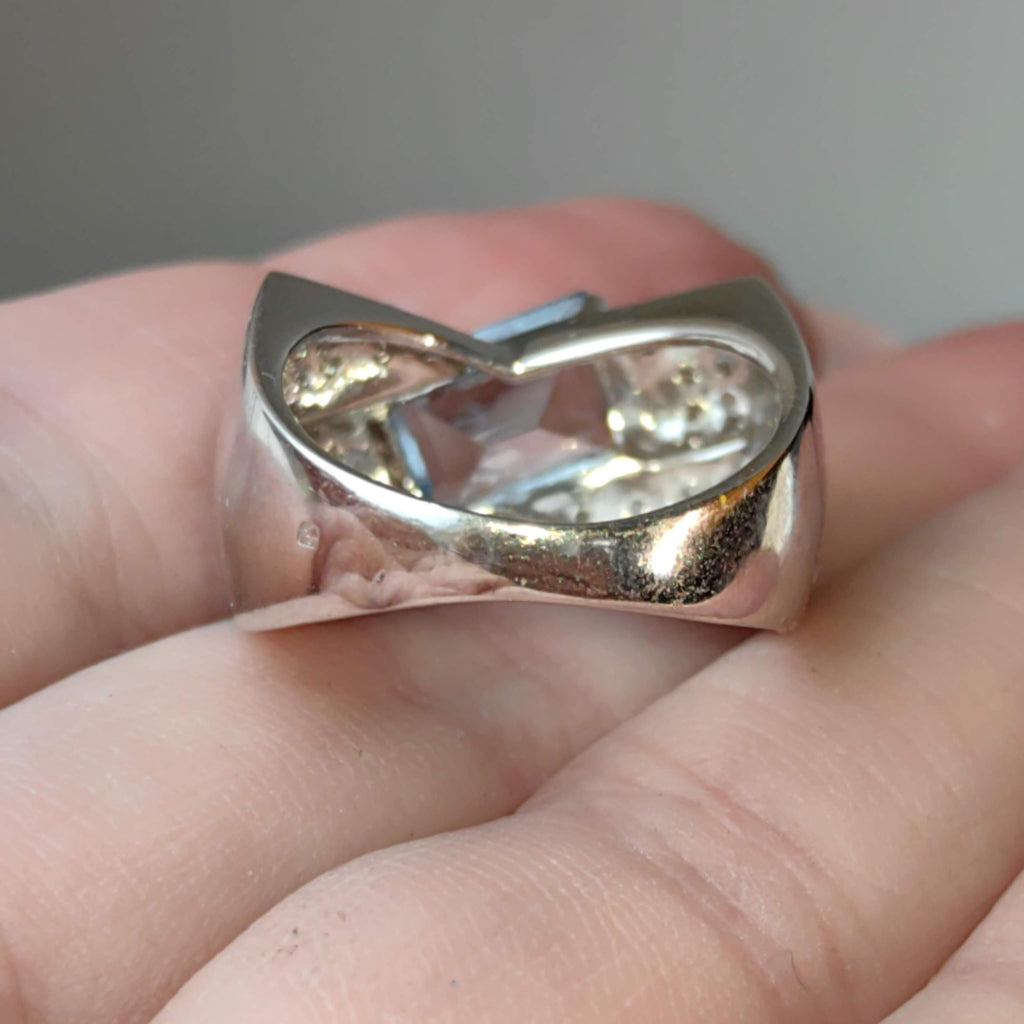 Aquamarine Diamond 18k White Gold Cocktail Ring: Geometric Statement