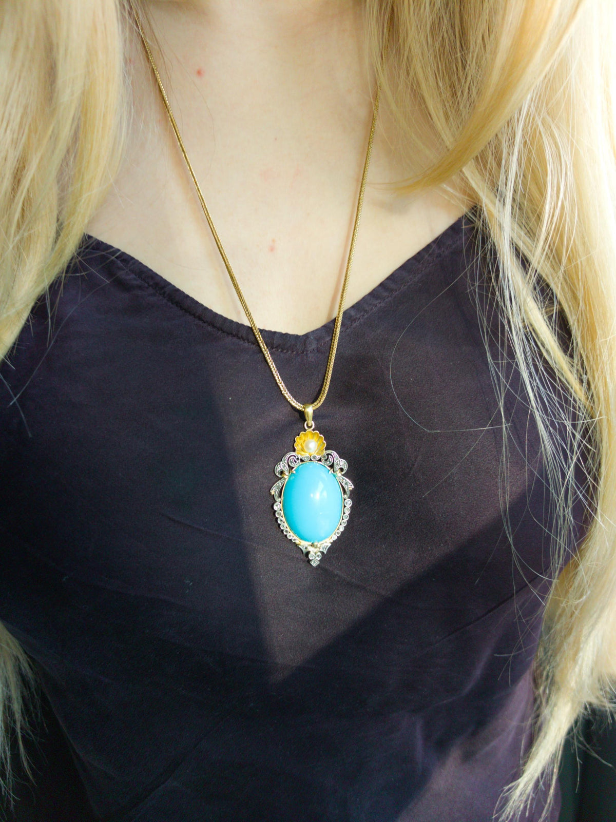 1930s Art Deco Turquoise Pendant: 18k Yellow Gold Diamond Pearl Necklace