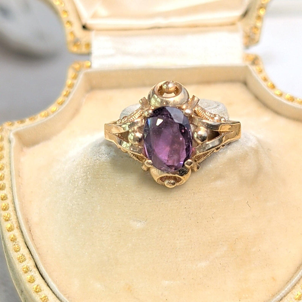 1940s 14k gold purple sapphire floral ring