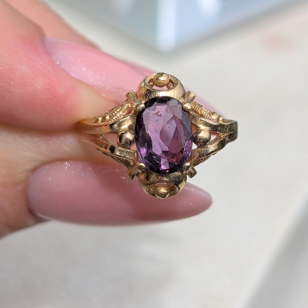 1940s 14k gold purple sapphire floral ring