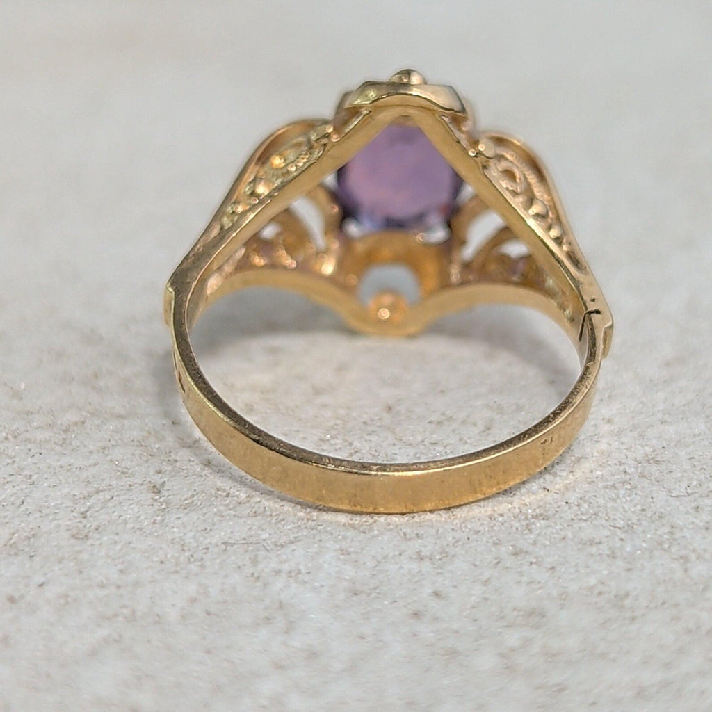 1940s 14k gold purple sapphire floral ring
