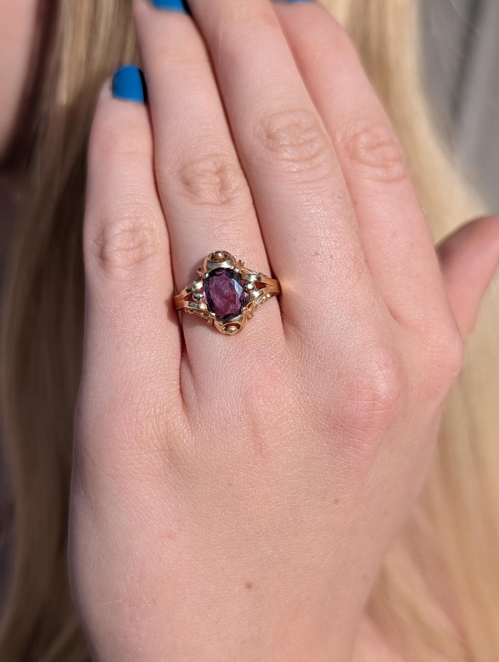 1940s 14k gold purple sapphire floral ring