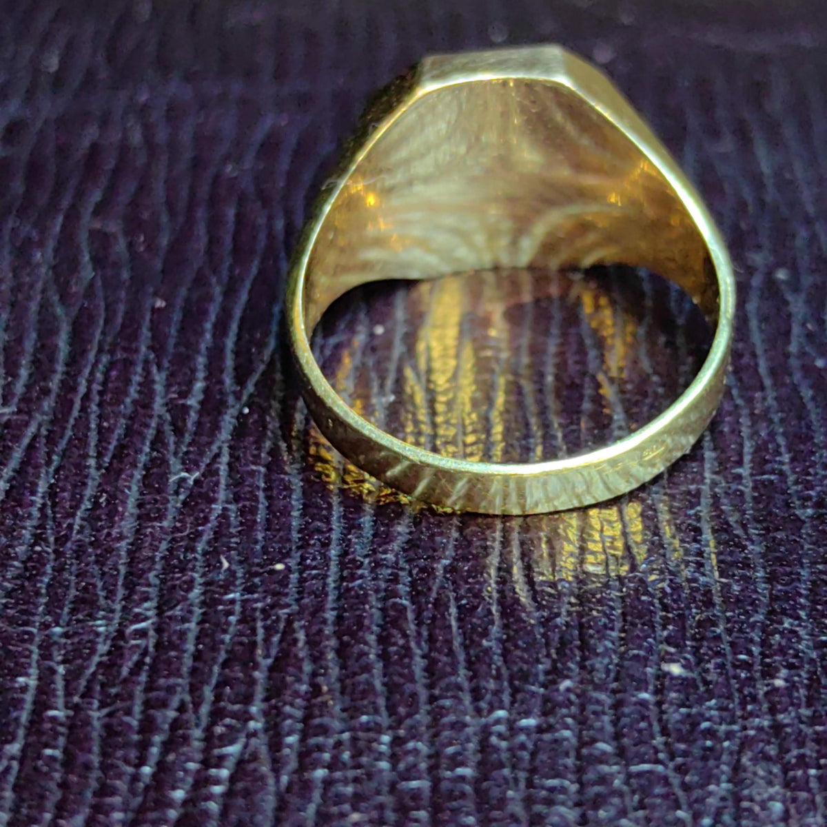 Diamond 18k Yellow Gold Ring: Minimalist Vintage Square Statement