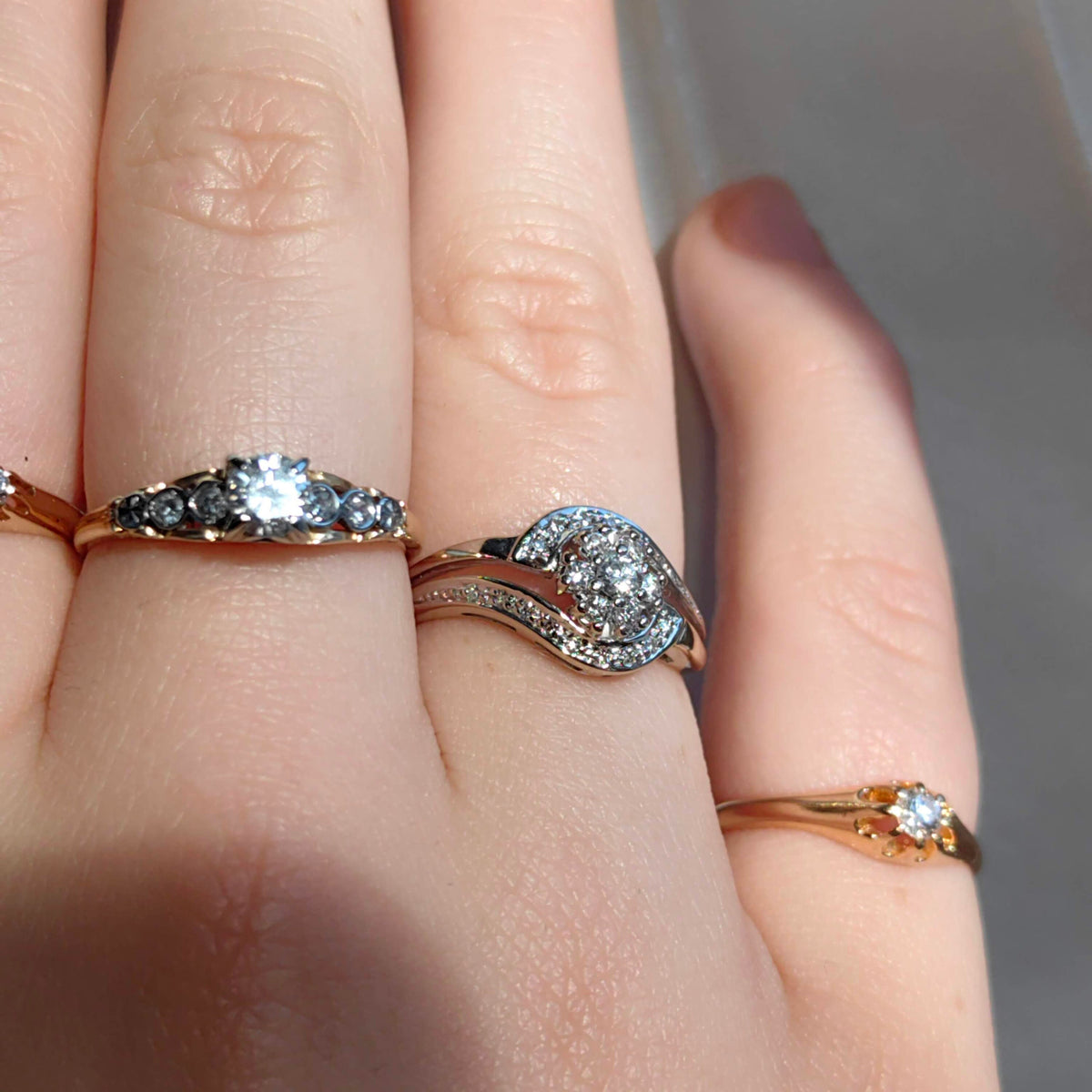 Vintage Antique 0.41 ct. Diamond Solid Yellow Gold Band Ring Engagement Ring