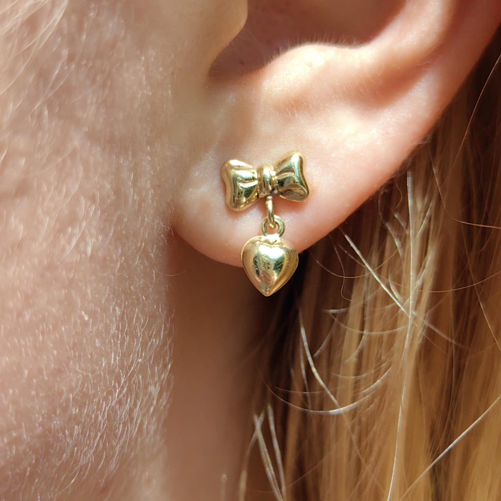 Vintage 14K Solid Yellow Gold Bow Heart Shaped Dainty Earrings Romantic Dangle Studs Push Back Closure Drop Earrings