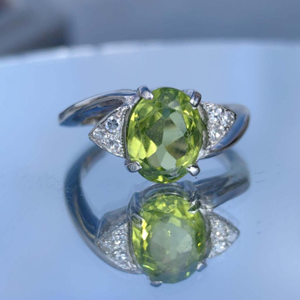 Vintage 14k Solid  White Gold Mid-Century Peridot  Diamond Geometric Solitaire Elegant Band Ring Gift for Her Present