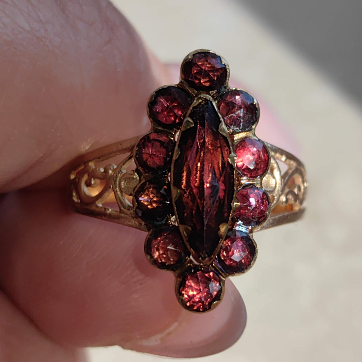 Victorian 1880s Almandine Garnet Solid 14k Yelllow Gold Elegant Statement Ring Marquise Floral Design Gift for Her Present