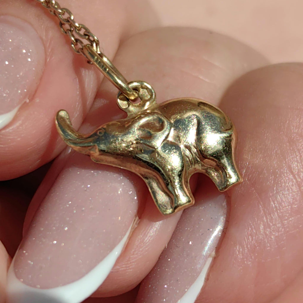 14K Yellow Gold Elephant Pendant: Vintage Mid-Century Charm