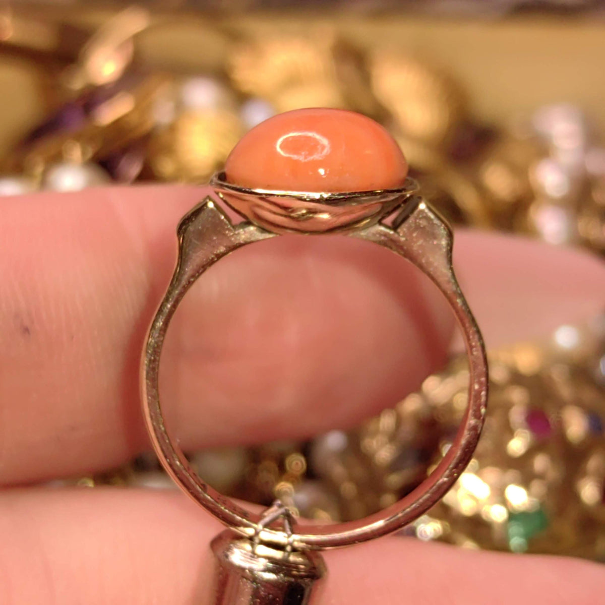 Antique Vintage Mediterranean Round Red Coral  Hallmarked Yellow Gold Late Art Deco 1940s Ring