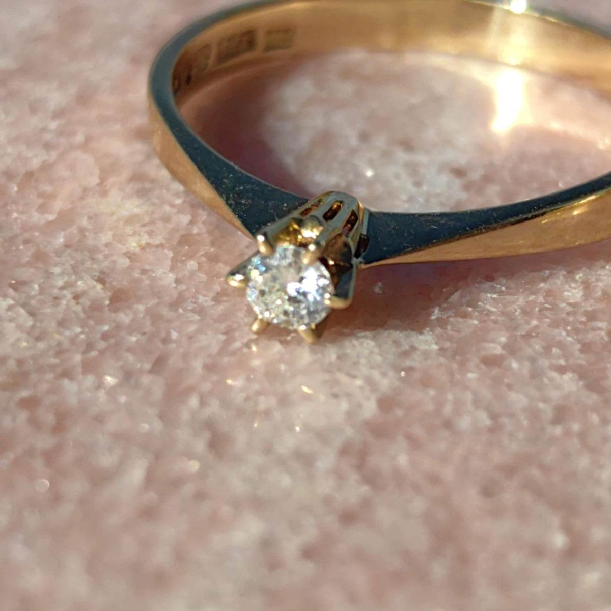 Vintage 0.1ct Natural Diamond Solid 18k Hallmarked Yellow Gold Hallmarked Engagement Wedding Solitaire Ring Gift for Her Present
