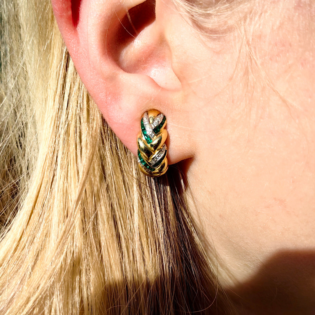 Mid Century 18k Yellow Gold Braided Knot Earrings 0.32ct Emeralds 0.80ct Diamonds 9.2g Vintage Statement Jewelry Gift for Her Omega closure.