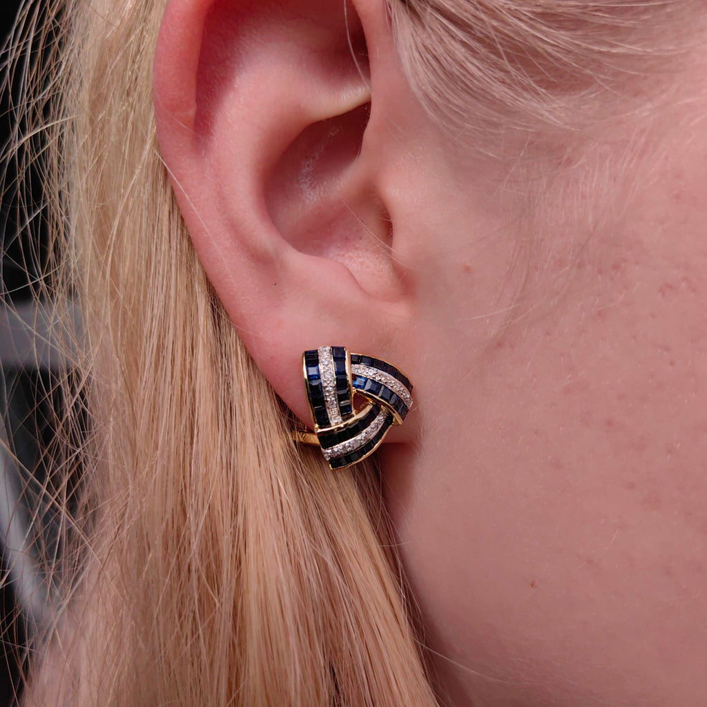 Vintage Sapphire and Diamond 18K Solid Yellow Gold Statement Geometric Triangle  Pyramid Stud Earrings