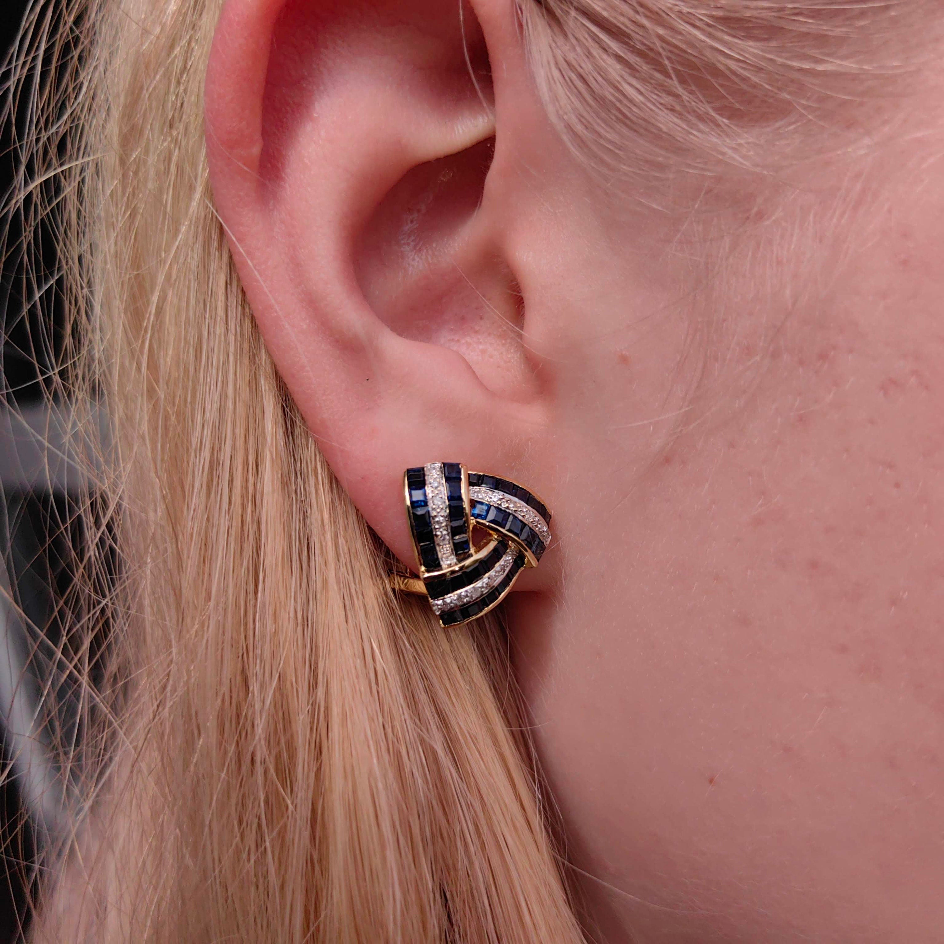 Vintage Sapphire and Diamond 18K Solid Yellow Gold Statement Geometric Triangle  Pyramid Stud Earrings