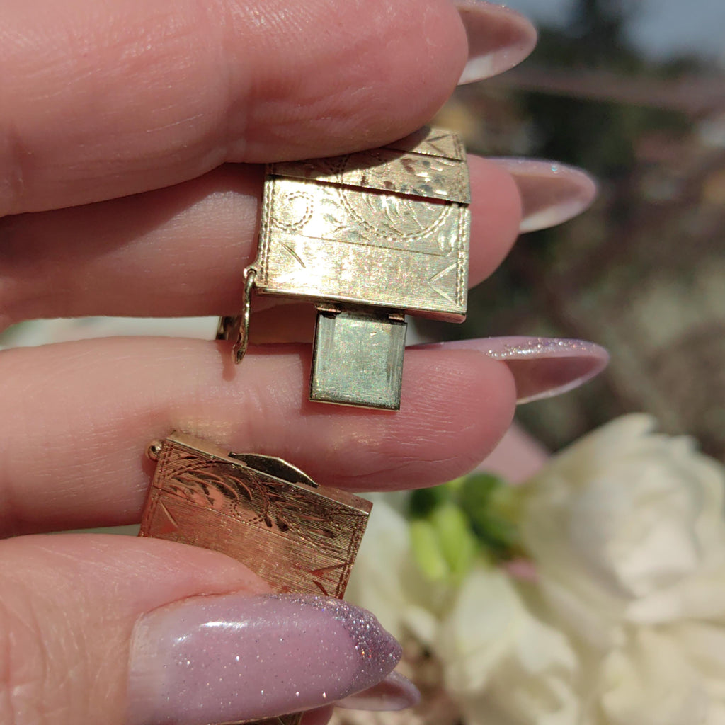 14k Yellow Gold Floral Link Bracelet: Antique Hand Chiseled Bangle, 1920s 25.9gr Solid, 19.5 cm long