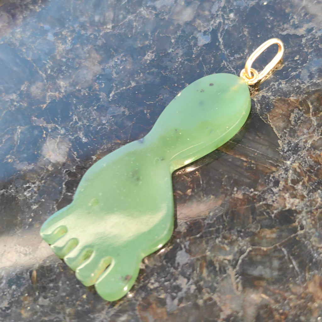 Vintage Jade Solid 14k Gold Foot Pendant