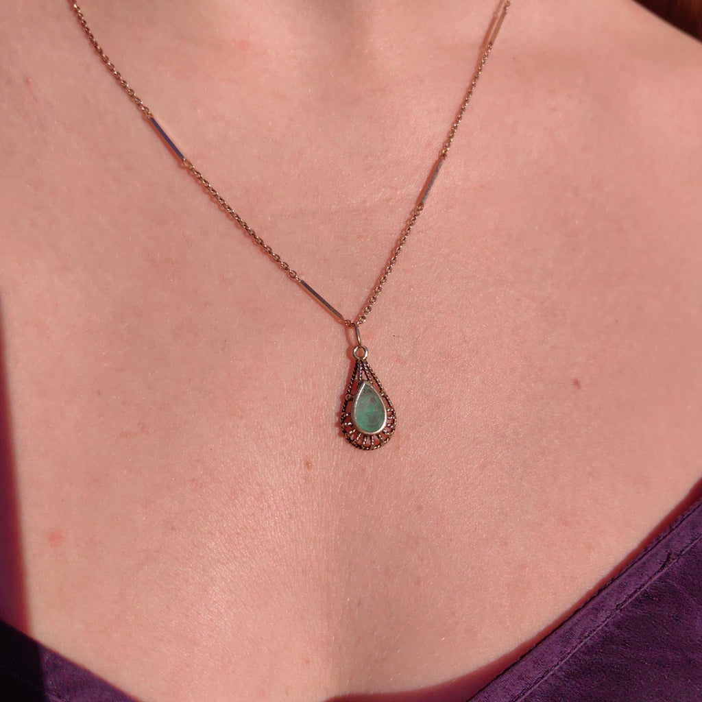Art Deco Emerald Pendant: 14k Yellow Gold Filigree, Hand-Chiseled Floral Charm