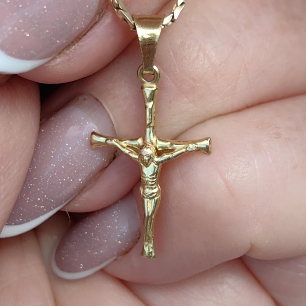 Vintage 14k Solid Yellow Gold Jesus Crucifix Cross Necklace Pendant Hand Chiseled Christian Catholic Latin Cross Charm Gift Present