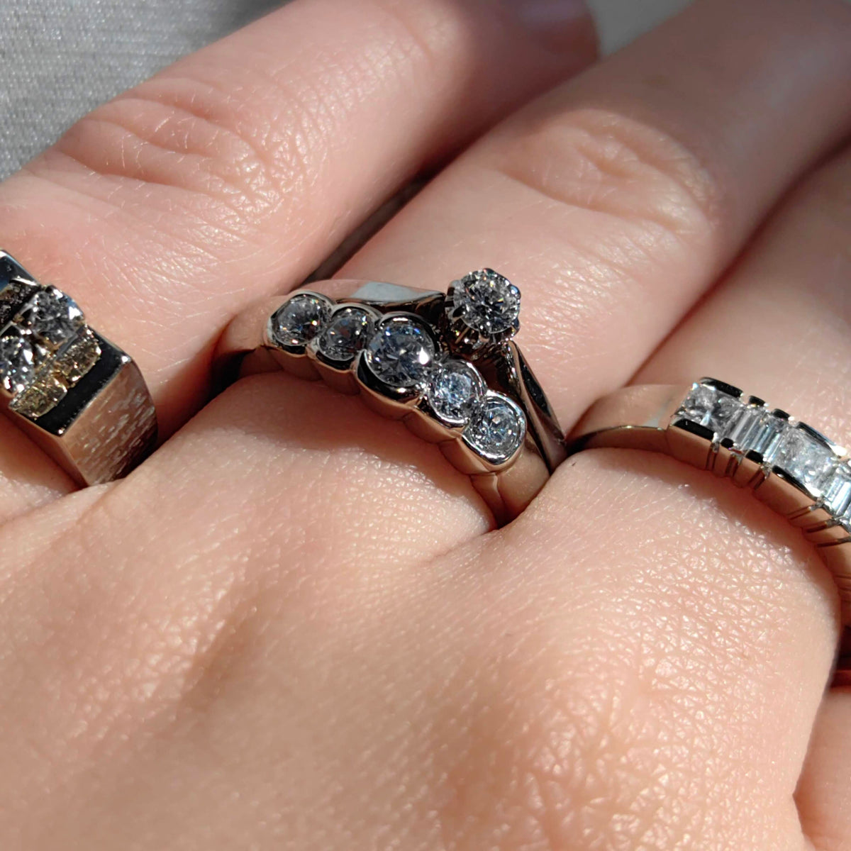 Vintage Cubic Zirconia 10k Gold Half Eternity Bezel Set Wedding Band Ring Promise Ring