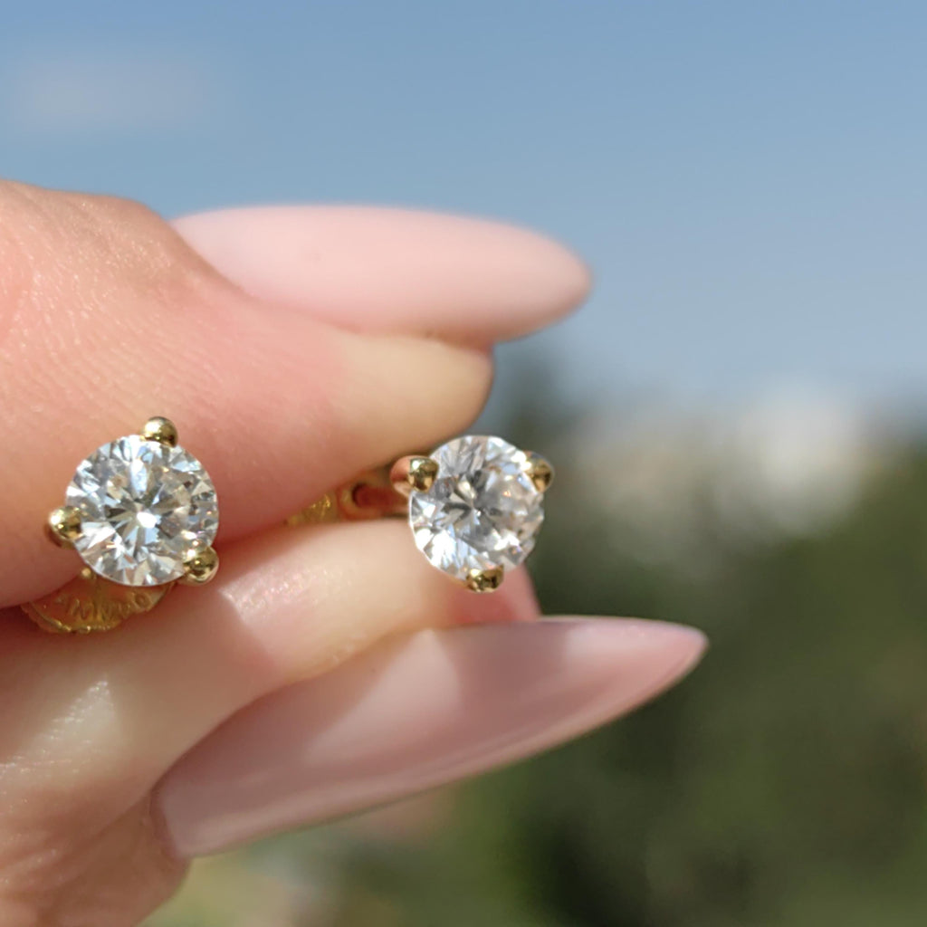 Vintage Diamond Solitaire Natural Elegant Classic Stud Earrings 18k 750 Hallmarked Yellow Gold Solitaire Earrings Gift Wedding