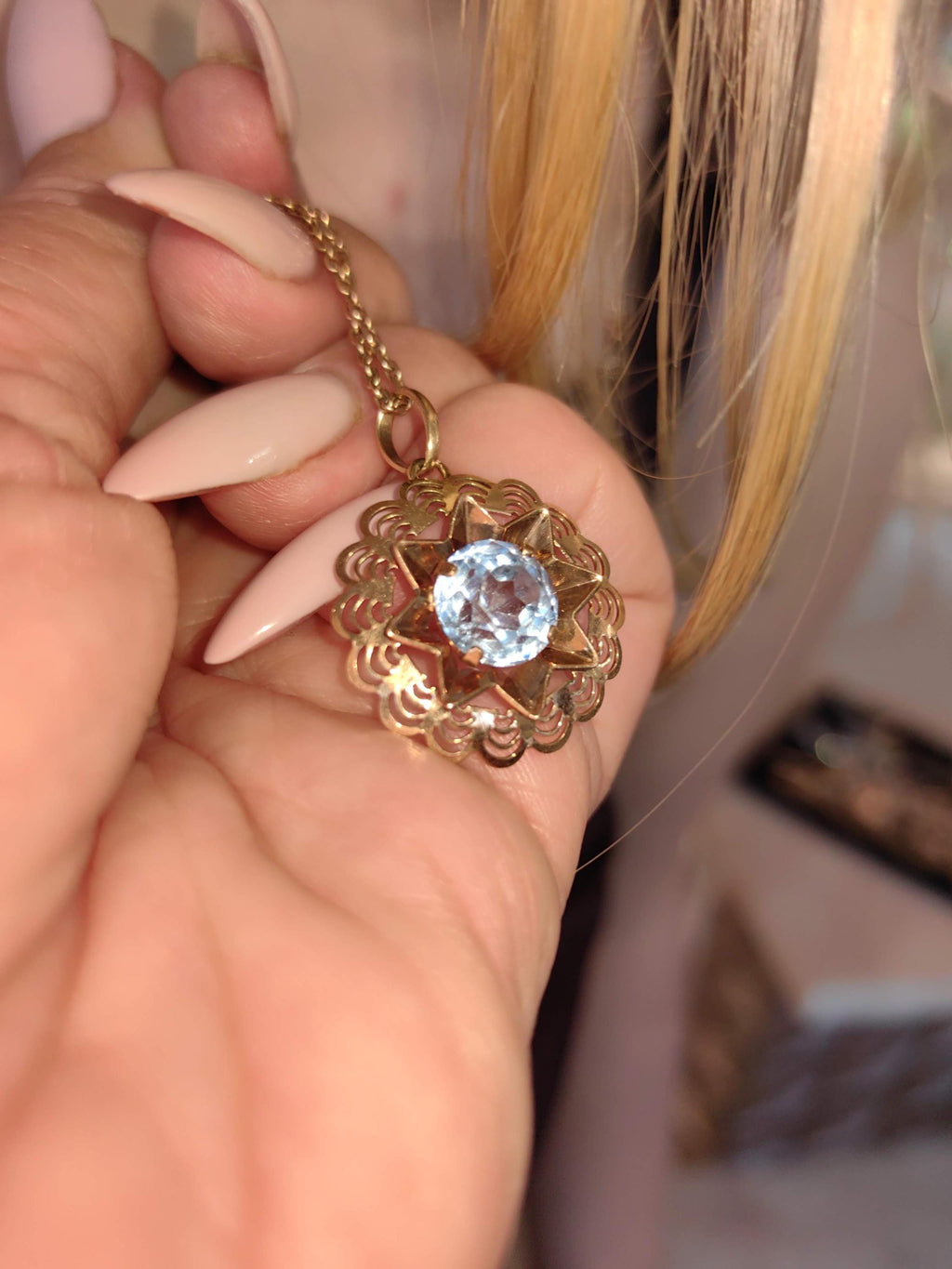 Vintage 14k Yellow Gold Star Pendant: Lab Aquamarine Art Deco