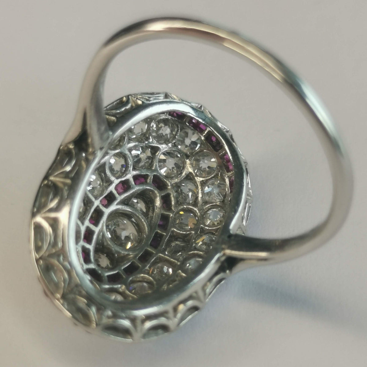 Art Deco Edwardian Natural Ruby and  2.7ct Old Cut Diamond Platinum ring 1920