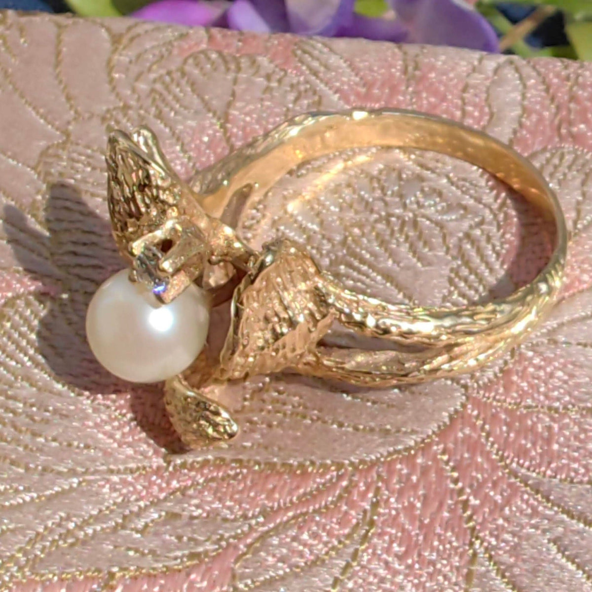 Vintage 1970s Handcrafted Pearl Diamond Flower Ring, 14K Gold Sculptural Floral Ring, US 8.75 EU 59