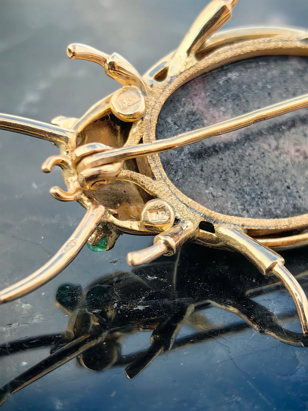 Antique Large Bug Heavy solid gold Jasper and Emerald Insect Pendant Brooch