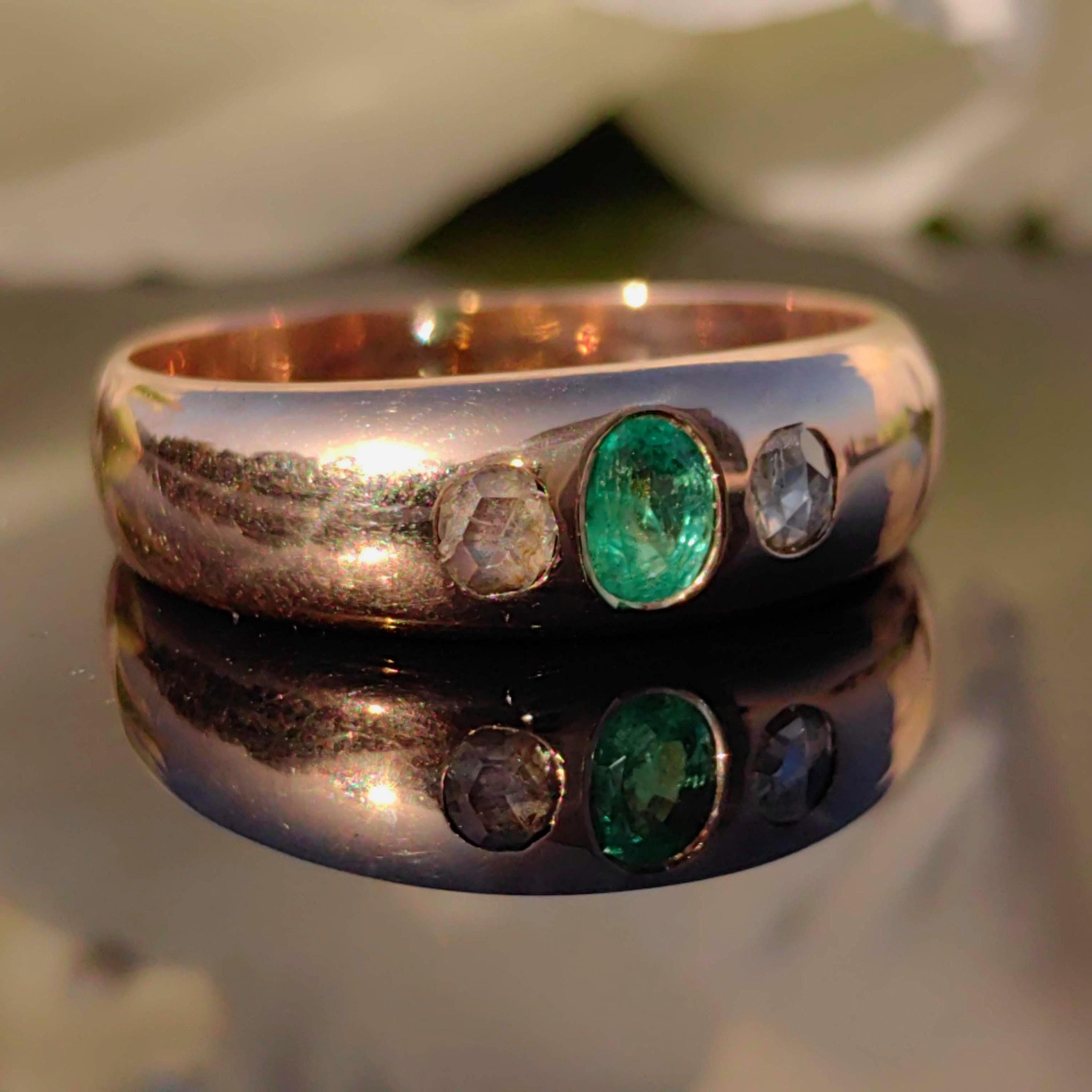 Victorian Emerald & Diamond Ring: 14k Yellow Gold Bezel Setting