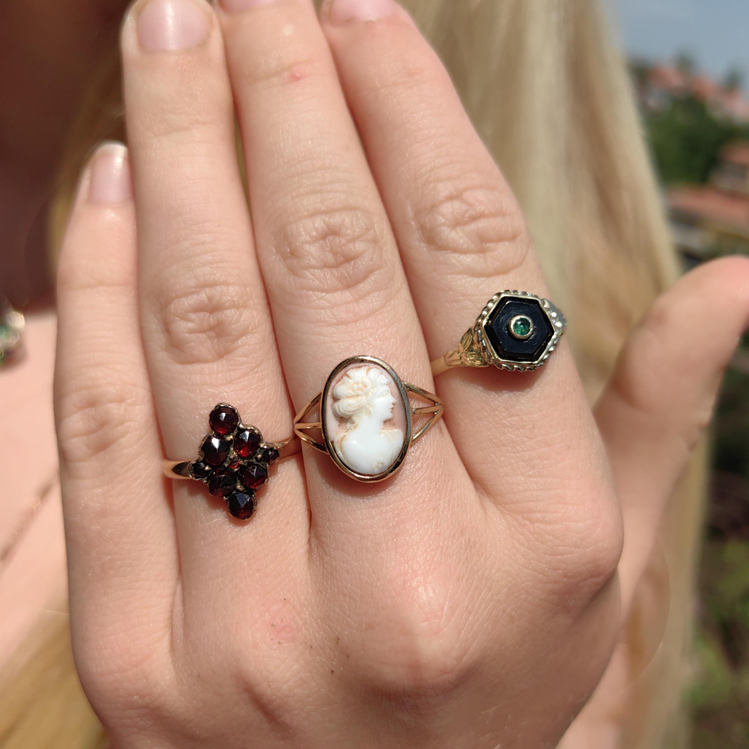 Antique 14k Yellow Gold Garnet Ring: Hand-Chiseled Floral Design
