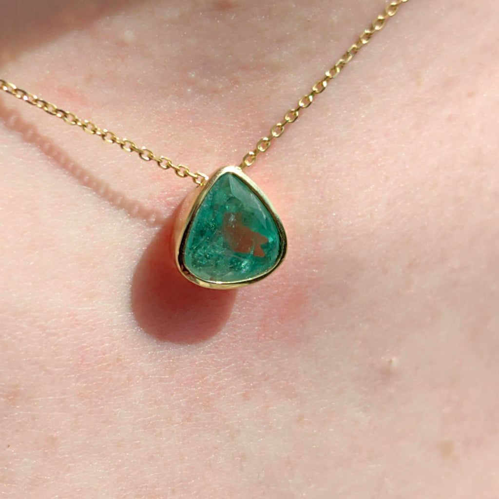 Antique Vintage Emerald Gold Pendant Necklace