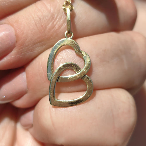14k Yellow Gold Heart Pendant: Vintage Romantic Love Gift